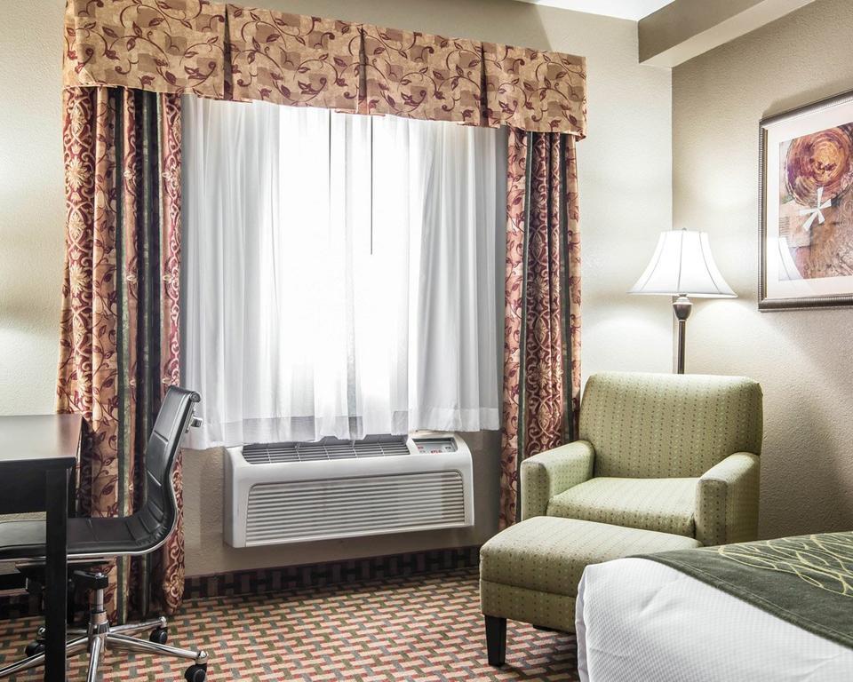 Comfort Inn & Suites Kansas City Downtown Dış mekan fotoğraf