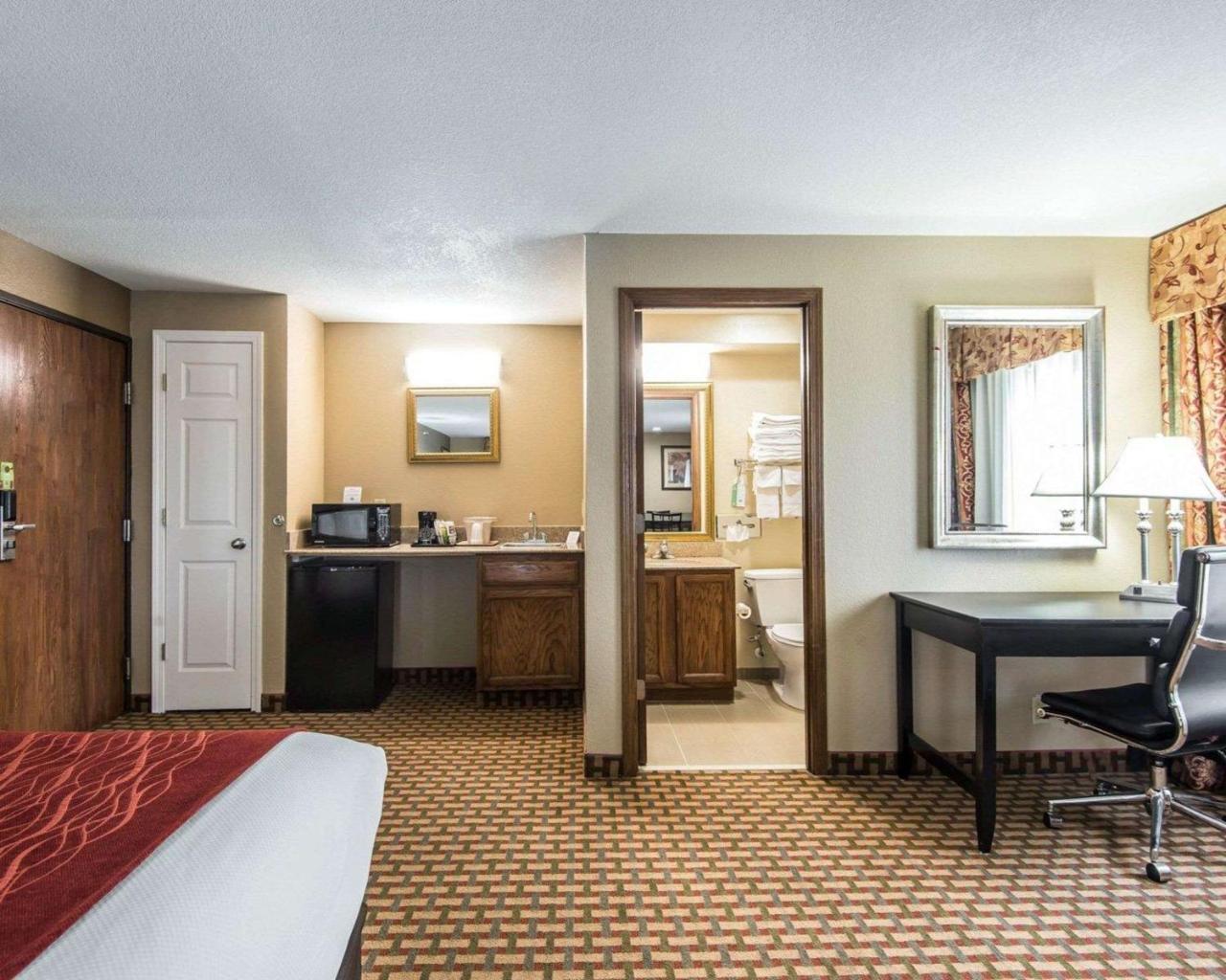 Comfort Inn & Suites Kansas City Downtown Dış mekan fotoğraf